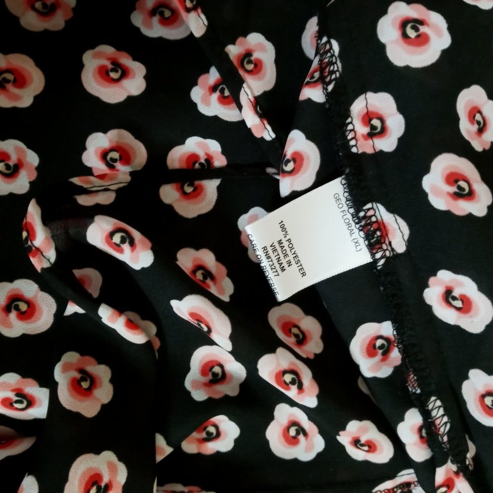 Floral Ruffle Top - Picture 6 of 9